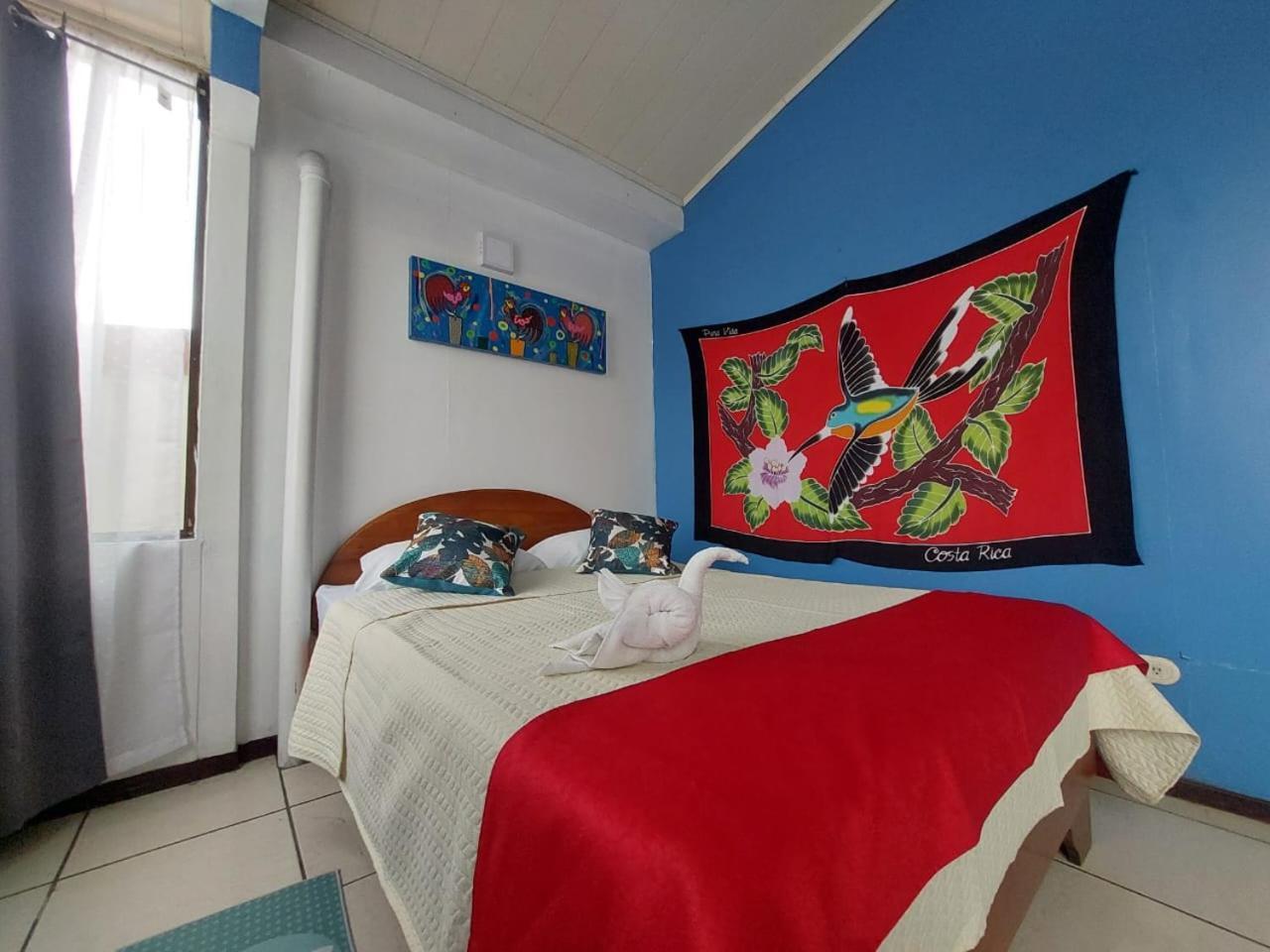Arenal Hostel La Catarata La Fortuna Екстериор снимка