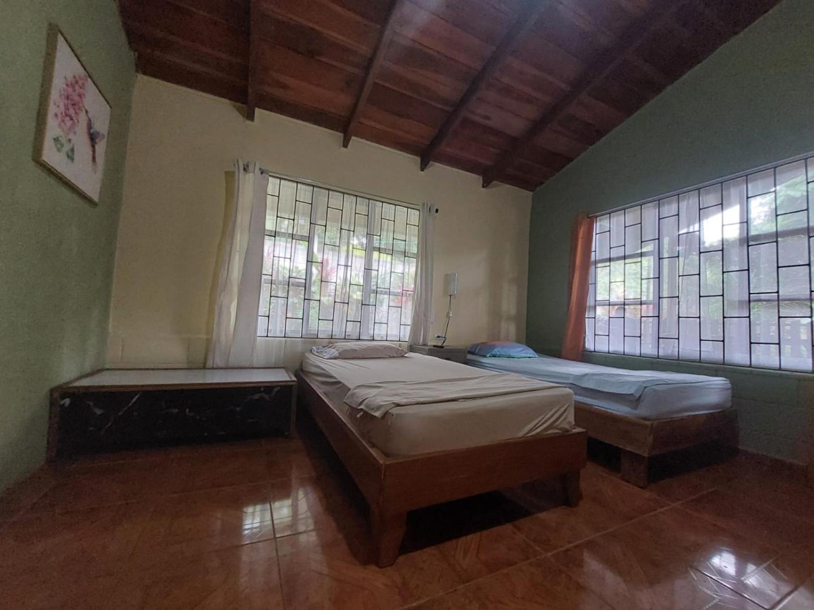 Arenal Hostel La Catarata La Fortuna Екстериор снимка